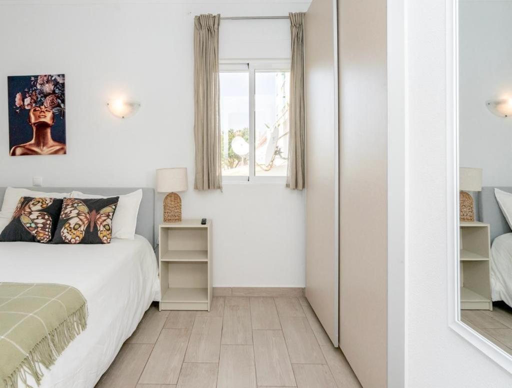 Spacious 1 Bed In Vilamoura, Fast Wifi & Pool Quarteira Exteriör bild